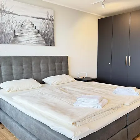 Appartement Trelleborgallee 104 *